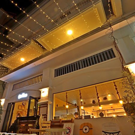 Oops Hostel Сиемрип Экстерьер фото