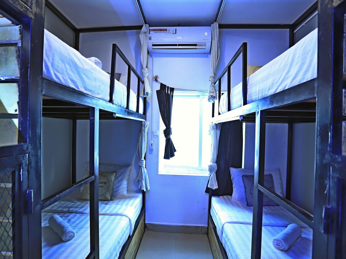 Oops Hostel Сиемрип Экстерьер фото
